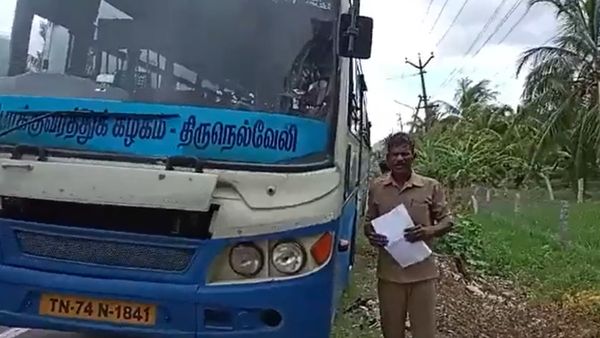 'இது சாலையில் ஓட லாயக்கு இல்லை'.. அரசு பஸ்ஸை ஆர்டிஓவிடம் ஒப்படைத்த ஓட்டுநர்.. வீடியோ பாருங்க