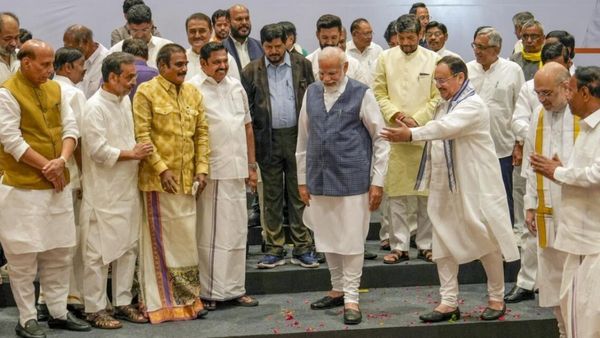 நான் தப்பு பண்ணலாம்.. ஆனால், கெட்ட எண்ணத்தில் செய்ய மாட்டேன் -பிரதமர் மோடி NDA கூட்டத்தில் ஓபன் டாக்