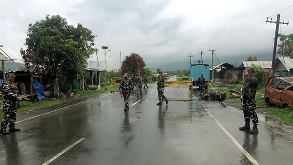 வடகிழக்கு மாநிலங்களில் புதிய பதற்றம்.. மிசோ இனக்குழுவினர் அஸ்ஸாமை விட்டு வெளியேற கெடு!