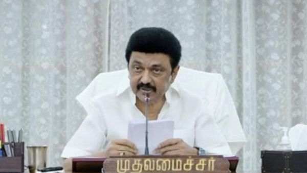 ஸ்டாலினுக்கு தொடர்ந்து 'தலைவலி’ தரும் தென்காசி.. அப்பவே அப்படி.. இன்று மா.செ பதவி பறிப்பு! போச்சே!