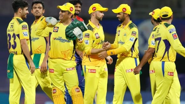 வாய் பிளக்க வைத்த சிஎஸ்கே.. மொத்த சொத்து மதிப்பு இத்தனை கோடியா.. ஐபிஎல் சொத்துக்கள் இவ்வளவா?