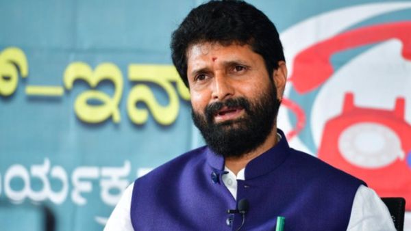 மாஸ்டர் பிளான்.. கர்நாடகா மாநில பாஜக தலைவராகும் சிடி ரவி? வெளியான பரபர தகவல்! பின்னணி இதுதான்! ஆஹா