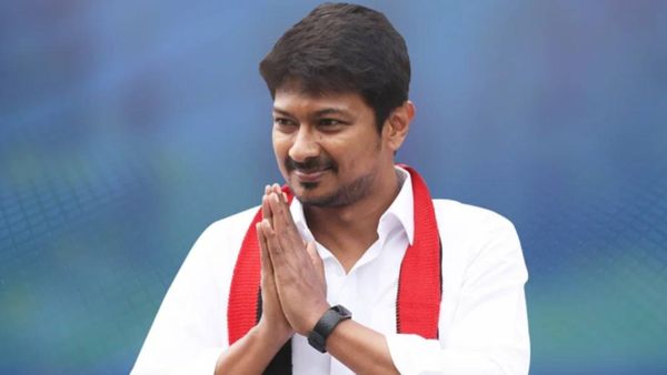 சுய உதவிக்குழுக்கள்.. உள்ளே வந்த உதயநிதி ஸ்டாலின்.. ஒரே ஒரு அறிவிப்பு.. பெண்களுக்கு இனி பணமழைதான்