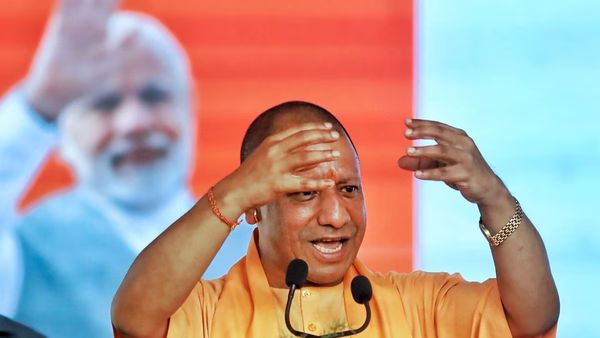 குழந்தைகள் பிச்சை எடுப்பது ஆபத்தானது.. சாட்டையை சுழற்றும் யோகி ஆதித்யநாத்.. 102 பேர் மீட்பு