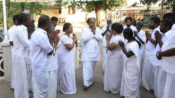 அரசியலில் ஆர்வமின்றி ஒதுங்கும் இளைஞர்கள்! கல்வித்துறை கண்டிப்பாக இதை செய்யணும்! காங்கிரஸ் வேண்டுகோள்