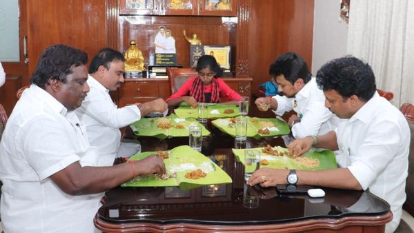 தலைவாழை இலையில் சுடச்சுட பரிமாறப்பட்ட பிரியாணி! உதயநிதி ஸ்டாலினுடன் லஞ்ச் சாப்பிட்ட சிறுமி!