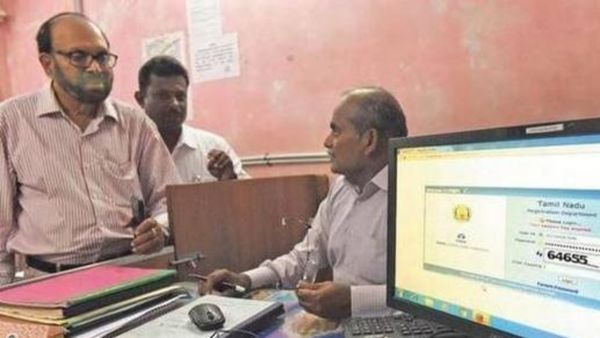 இன்று பத்திர ஆபிஸ் போறவங்களுக்கு குட்நியூஸ்.. குவியும் மக்கள்.. பதிவுத்துறையின் கிரேட் அறிவிப்பு