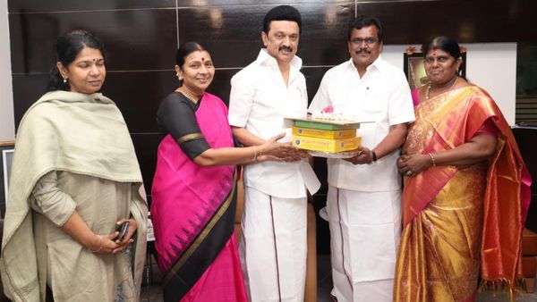 ‘தங்கம்’ வீட்டு விசேஷத்துக்கு போகாமல் சென்னை பறக்கும் ஸ்டாலின்.. ‘ஷாக்’ காரணம்.. பரபர பின்னணி!