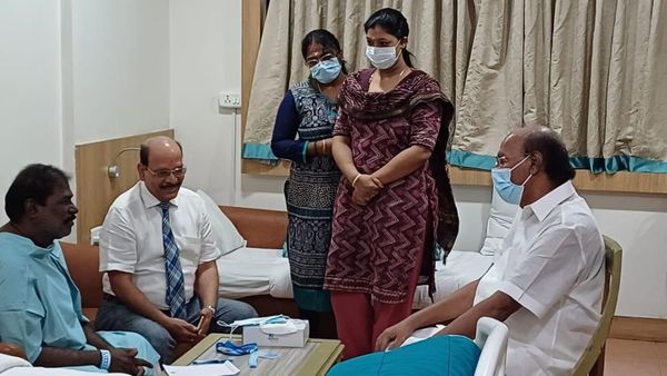 அப்பல்லோவில் ஜி.கே.மணிக்கு ஆபரேஷன்.. பாமக நிறுவனர் ராமதாஸ் சந்தித்து ஆறுதல்.. ஏன் என்னாச்சு?