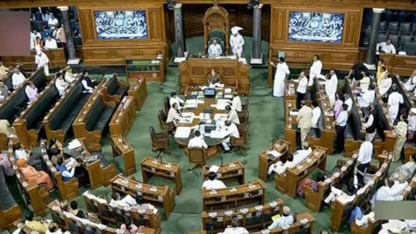 இன்று ரிசல்ட்! நம்பிக்கையில்லா தீர்மானத்தில் வெற்றி பெறும் பிரதமர் மோடி? எதிர்க்கட்சிகள் பலம் என்ன?