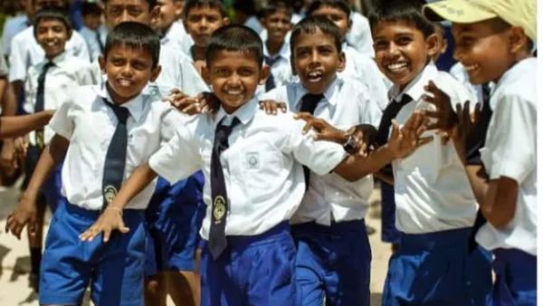 பசங்களா லக்குதாம்ப்பா! செப்டம்பர் மாதம் இத்தனை நாள்கள் பள்ளிகளுக்கு விடுமுறையா?.. என்ஜாய்!