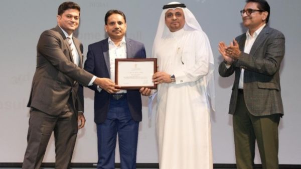 அயலக தமிழர் நல வாரிய உறுப்பினரை கவுரவித்த இந்திய தூதரகம்! சமூக சேவைக்கு கிடைத்த அங்கீகாரம்!