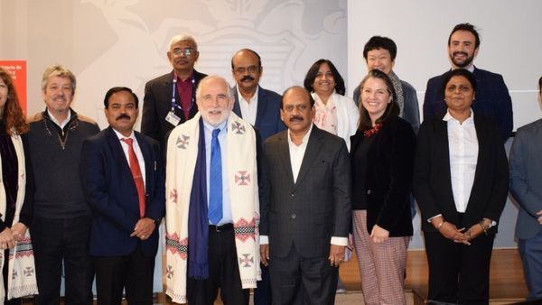 3 நாள் பயணமாக சிலி குடியரசு நாட்டிற்கு பறந்த அமைச்சர் தாமோ அன்பரசன்! எதற்காக இந்த விசிட்?