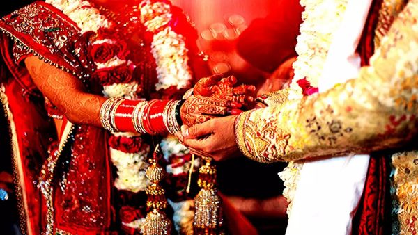 10 பெண்களுடன் டும்.. டும்.. டும்! 28 வயது இளைஞர் செய்த சம்பவத்தை பார்த்தீங்களா? காரணம் இதுதானாம்