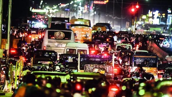 சென்னை மக்களா இப்படி.. அசத்திட்டாங்களே.. மெய்சிலிர்க்க வைத்த படங்களை பாருங்க!