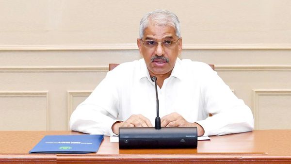 6 மாஸ்டர் பிளான்.. டாப் அதிகாரிகளை கூப்பிட்ட சிவ்தாஸ் மீனா.. திடீர் ஆலோசனை.. இனி சட்டுனு போகலாம்