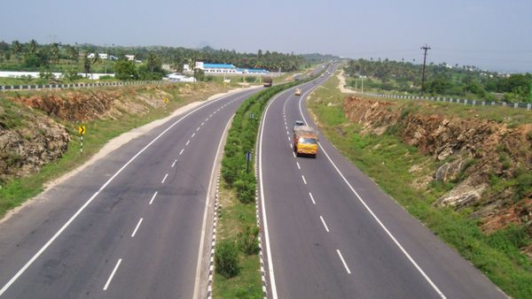 கொங்கு நாட்டுக்கு சூப்பர் திட்டம்.. சேலம் டூ கொச்சி சாலையில் 2 மேம்பாலங்கள்! திருப்பூர் எம்பி தகவல்