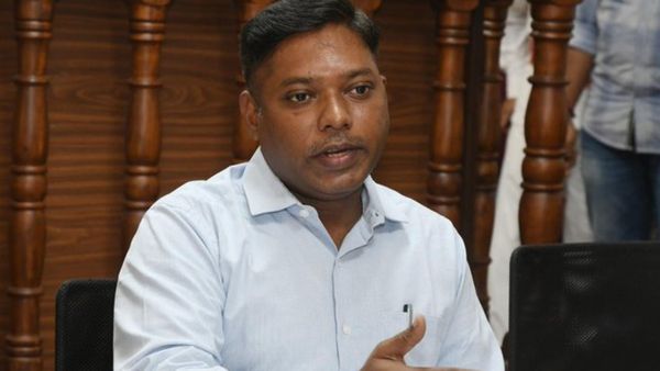 சசிகாந்த் செந்திலை வர சொல்லுங்க.. தமிழரை நம்பும் காங்கிரஸ்! ராஜஸ்தான் தேர்தலில் கர்நாடகா பார்முலா