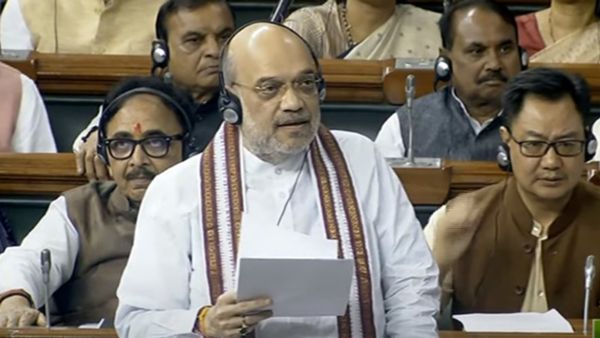 டெல்லி அவசர சட்ட மசோதா- லோக்சபாவில் அமித்ஷா தாக்கல்- காங்கிரஸ் கடும் எதிர்ப்பு-ஆம் ஆத்மி 'மகிழ்ச்சி'