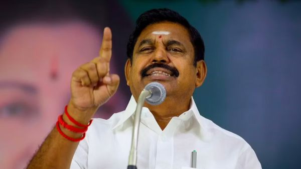 சிட்டிக்குள் வேண்டாம்! எடப்பாடி போட்ட கண்டிஷன்! அவுட்டரிலேயே ரூம் புக்கிங்! அதிமுக மாநாடு சுவாரஸ்யம்