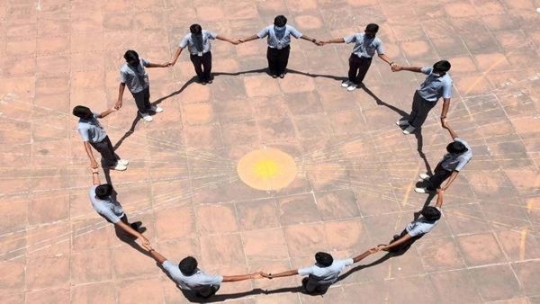 வானியல் அதிசயம்! இன்று நிழல் இல்லாத நாள்.. கொண்டாட்டத்திற்கு தயாராகும் பெங்களூர்! எப்படி நடக்கும்?