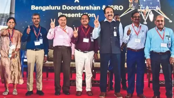 சந்திரயான் - 3 வெற்றி! சாதிக்கப்போகும் ஆதித்யா எல்-1.. இஸ்ரோ விஞ்ஞானிகளின் சம்பளம் என்ன தெரியுமா?