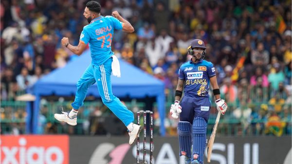 என்ன இப்படி ஓடுறாரு? இலங்கை வீரர்களை கதறவிட்ட சிராஜ்.. இடையில் கோலி தந்த ரியாக்சன்.. போச்சே!