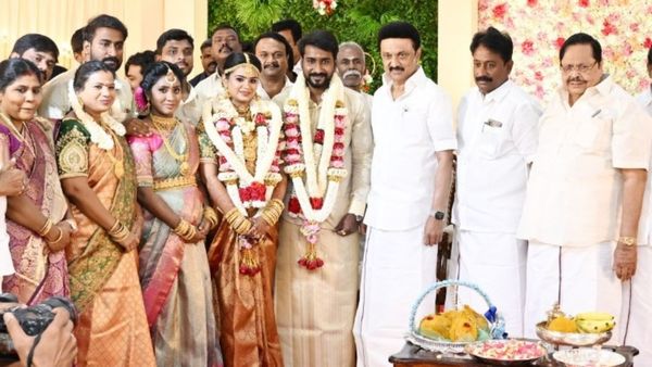 சம்பளத்தில் இதுவரை 1 ரூபாய் கூட தொடாத திமுக எம்.எல்.ஏ.! நானே அப்படியில்லை! மெச்சிக்கொண்ட ஸ்டாலின்!