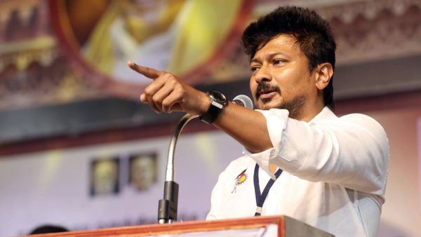 உதயநிதி ஸ்டாலினுக்கு உரிமை இல்லை.. மன்னிப்பு கேட்கனும்.. உ.பியை சேர்ந்த முஸ்லீம் மதகுரு ஆவேசம்!