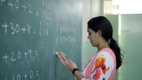 சென்னை பள்ளிகளில் ஆசிரியர் வேலை.. எப்படி விண்ணப்பிப்பது.. முழு தகவல்!