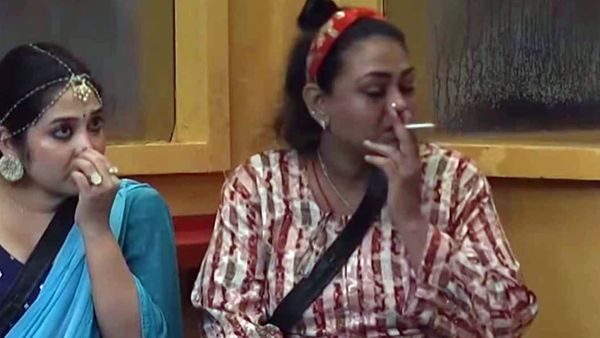 பிக் பாஸ் நிகழ்ச்சியில் புகைப்பிடித்த நடிகை ஷகிலா.. வெளியான புகைப்படம்.. ரசிகர்களின் “அந்த” கேள்வி