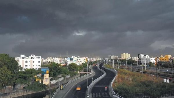 சுத்துப்போட்ட மேகம்.. அடுத்த 3 மணிநேரம் முக்கியம்! சென்னை உள்பட 13 மாவட்டங்களுக்கு மழை எச்சரிக்கை!