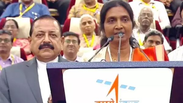 இன்னும் 1,000 கோடி ஆண்டுகள்தான்.. அப்புறம் பூமி இருக்காது! இஸ்ரோ விஞ்ஞானி நிகர் ஷாகி ஷாக்