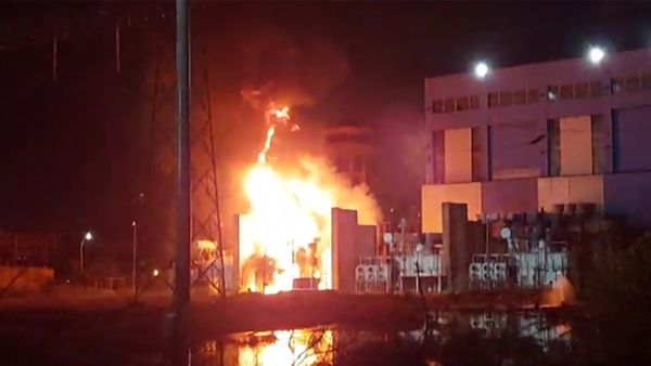 வட சென்னை அனல் மின் நிலையத்தில் பயங்கர தீ விபத்து.. மின் உற்பத்தி பாதிப்பு