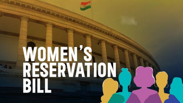 பெண்களுக்கான 33% இடஒதுக்கீடு மசோதா.. மக்களவையில் இன்று விவாதம்! ஓரணியில் ஆளுங்கட்சி -எதிர்க்கட்சிகள்