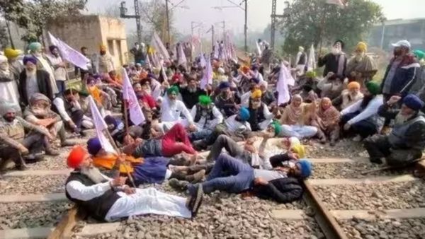 முடங்கிய ரயில் சேவை.. பஞ்சாப் விவசாயிகளின் 3 நாள் மறியல் தொடங்கியது! பின்னணி என்ன?