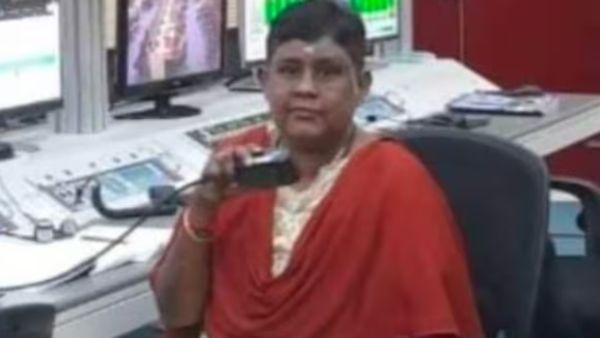 “அந்த குரல்தான் சார் எல்லாமே” இஸ்ரோவின் மிஷன் ரேஞ்ச் ஸ்பீக்கர் வளர்மதி காலமானார்! விஞ்ஞானிகள் அஞ்சலி