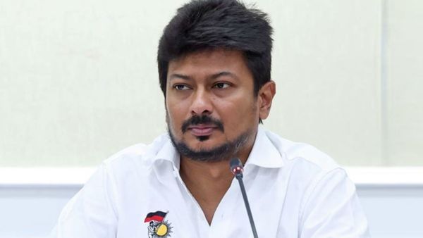 கிடைக்கிற கேப்பில் எல்லாம்.. விடாமல் விளாசும் உதயநிதி.. இப்போ பாருங்க.. புதுசா இன்னொரு அட்டாக்!