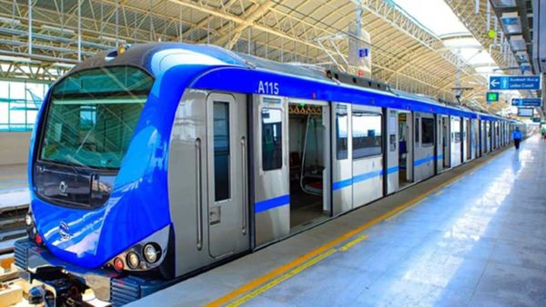 மெட்ரோ ரயிலை பிடிக்க இப்படியெல்லாம் பண்ணாதீங்க! வார்னிங் கொடுத்த சென்னை மெட்ரோ ரயில் நிறுவனம்