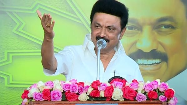 நாம ரூ.1000 போடுறோம்.. அதையும் மினிமம் பேலன்ஸ் இல்லைனு கொள்ளையடிக்கிறது பாஜக அரசு.. ஸ்டாலின் பேச்சு!