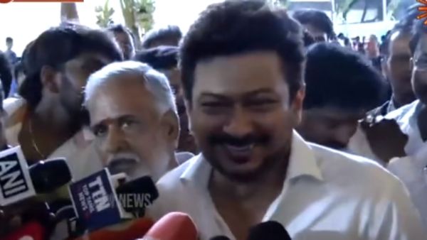 “எங்க போனாலும் இருக்கீங்களே.. எனக்கு கடவுள் நம்பிக்கை இல்ல”: டிஸ்கிளைமரோடு உதயநிதி ஸ்டாலின் கிண்டல்!