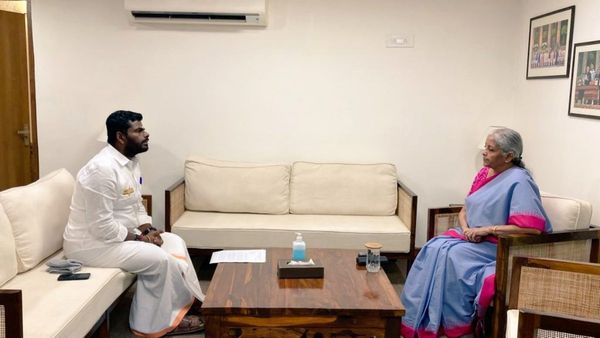 அதிமுகவை விரட்டியது நீங்கதானே.. டெல்லி சந்திப்பில் அண்ணாமலையை விளாசினாரா நிர்மலா சீதாராமன்?