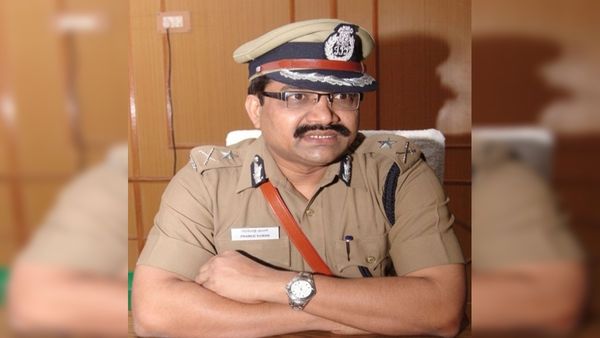 930 கோடி மோசடி.. பெண் இயக்குநரை கடத்தி பணம் பறித்த வழக்கு.. பிரமோத் குமார் ஐபிஎஸ் கோவையில் சரண்