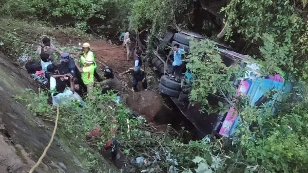 லாக் ஆன ஸ்டியரிங்.. குன்னூர் விபத்து நடந்தது எப்படி? மறக்க முடியாத துயரத்தை தந்த மலைகளின் அரசி