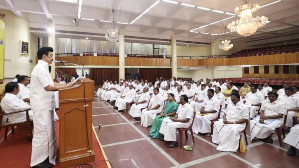 பதவி பறிபோகும்! திமுக மாவட்டச் செயலாளர்களுக்கு ஸ்டாலின் கொடுத்த ஷாக்! ''நான் காலி.. இப்ப நான் காலி''