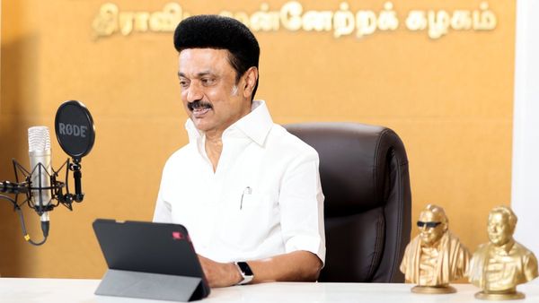 மெய் சிலிர்க்குதே.. ஸ்டாலின் பேச்சை கேட்டு! தேர்தலுக்கே தமிழ்நாடு முன்னோடியாம் - உத்திரமேரூர் மாஸ்