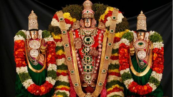 புரட்டாசி சனிக்கிழமை விரதம்.. தடைகள் நீக்கும் தளிகை வழிபாடு.. பெருமாளை தரிசிக்க குவிந்த பக்தர்கள்