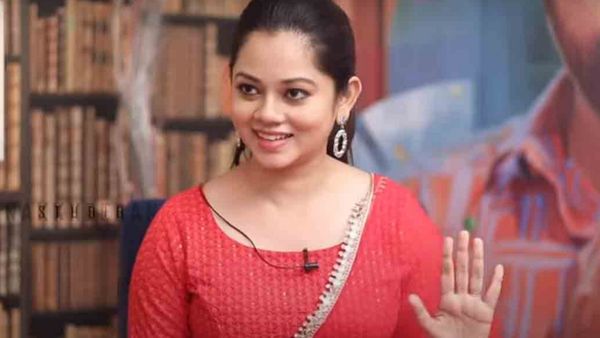 கர்ப்பம் குறித்து அனிதா வெளியிட்ட வீடியோ.. குவியும் வாழ்த்து.. ரசிகரின் ஆபாச அட்வைஸ்க்கு ரியாக்ஷன்