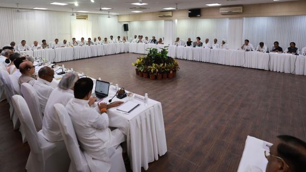 இஸ்ரேல் - ஹமாஸ் போர்: பாலஸ்தீனத்திற்கு காங்கிரஸ் கட்சி ஆதரவு.. காரிய கமிட்டி கூட்டத்தில் தீர்மானம்