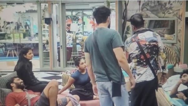 Bigg boss 7: மகளேனு அழைத்த கூல் சுரேஷ்.. சட்டென நோஸ் கட் செய்த வனிதா மகள் ஜோவிகா.. ஏன் என்னாச்சு!